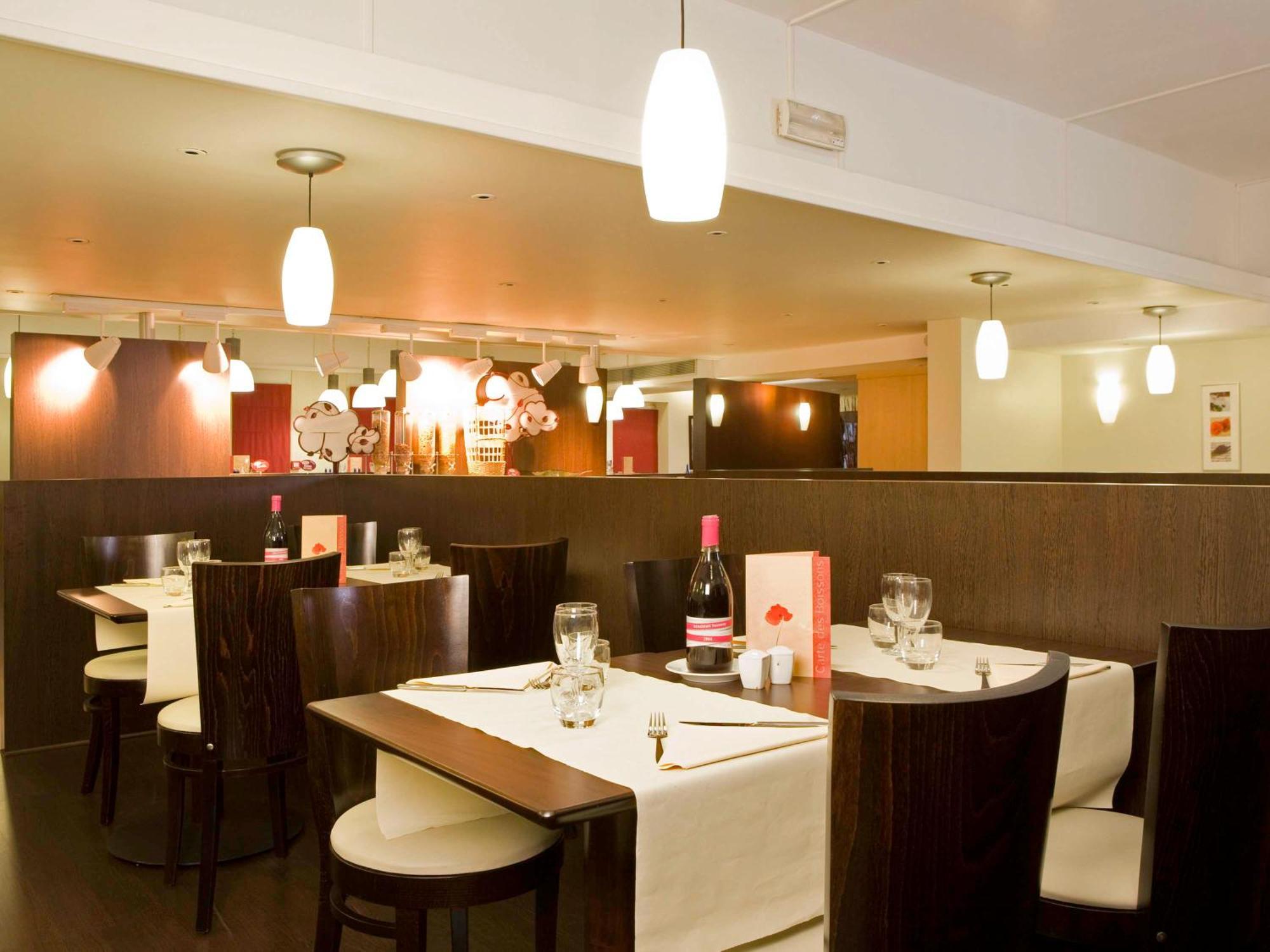 Ibis Paris Le Bourget Ξενοδοχείο La Courneuve Εξωτερικό φωτογραφία